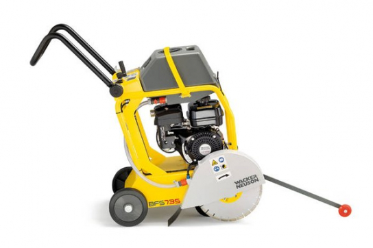 Нарезчик швов бензиновый Wacker Neuson BFS 735 A по выгодной цене в Иркутске. Надежное качество и лучшие условия ждут вас.