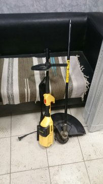 Триммер CHAMPION ET1200A по выгодной цене в Иркутске. Надежное качество и лучшие условия ждут вас.